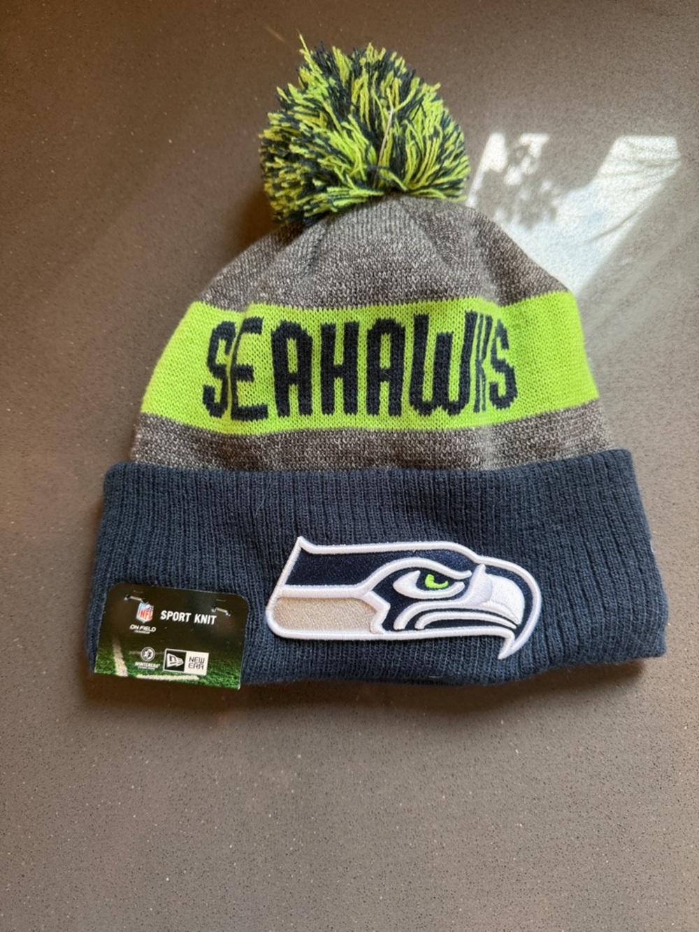 Seattle Seahawks new era beanie NWT